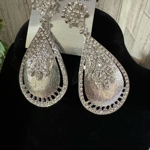 Bridal Jewelry - NEW ~ Fashion Rhinestone Statement Bridal Earrings